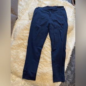 Lululemon crop dress pants